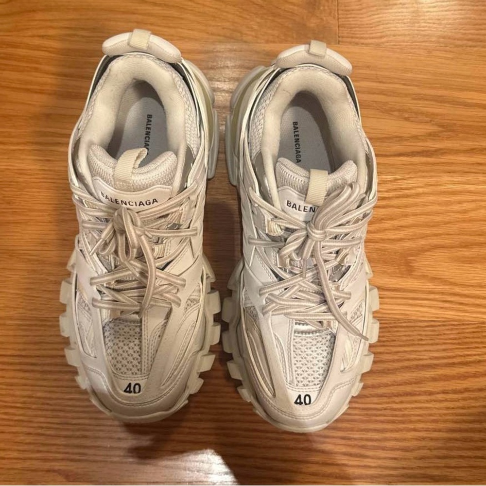 Balenciaga Track Sneaker "White" Worn once, Bought for $950 - Picture 4 of 6